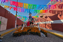 Cargar imagen en el visor de la galería, Turitour Catrinas Monumentales Atlixco